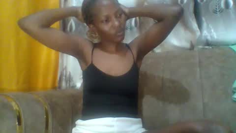 Snapshot of prettie_petitee chatting on 21, 3, 2026 prettie_petitee online show from 21, 3, 2026