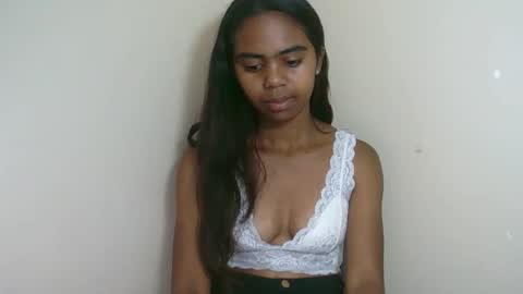 Snapshot of prettiethalia chatting on 25, 10, 2025 prettiethalia online show from 25, 10, 2025