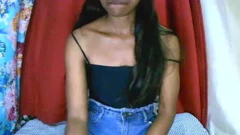 Snapshot of prettiethalia chatting on 15, 11, 2025 prettiethalia online show from 15, 11, 2025