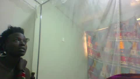 pretty_betty_ online show from 5, 2, 2025