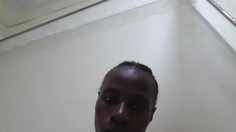 pretty_betty_ online show from 18, 2, 2025