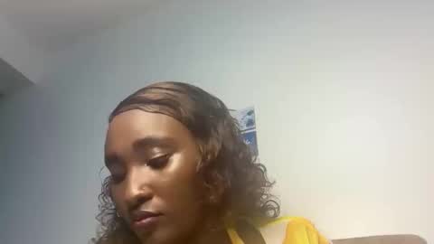 independent model online show from 14, 9, 2025