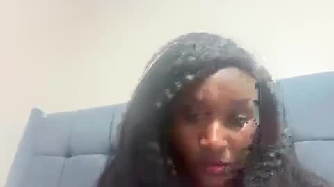 independent model online show from 22, 9, 2025