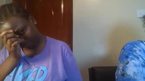 pretty_kemmy online show from 26, 9, 2025