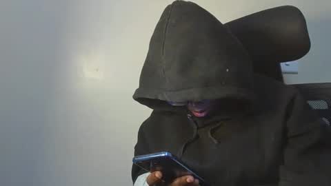pretty_kemmy online show from 28, 9, 2025