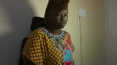 pretty_kemmy online show from 1, 10, 2025