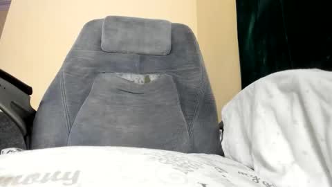 Snapshot of pretty_kitty_babe chatting on 12, 2, 2026 kezzy online show from 12, 2, 2026