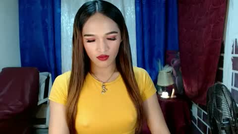 pretty_lady_kitty online show from 4, 12, 2024