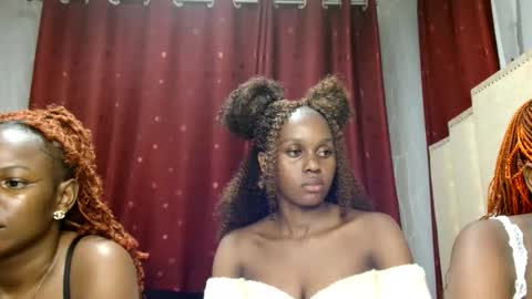 Pretty online show from 23, 3, 2026