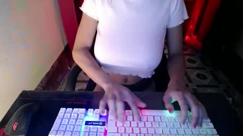 christina online show from 5, 12, 2025