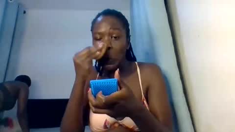 Snapshot of pretty_naya chatting on 3, 10, 2025 naya online show from 3, 10, 2025