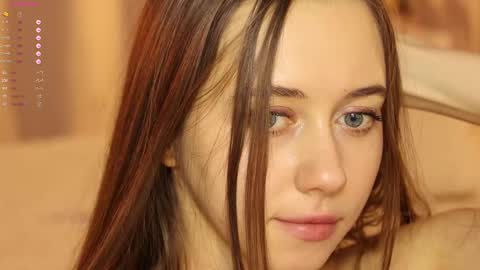 Elina online show from 7, 3, 2025
