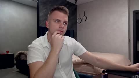 Justin online show from 11, 10, 2025