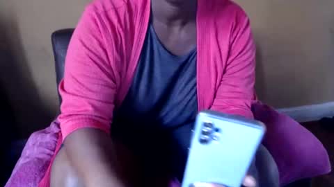 Snapshot of prettyblack25 chatting on 1, 3, 2025 Cindy online show from 1, 3, 2025