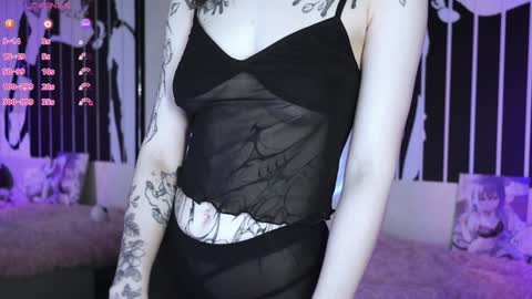 Snapshot of prettybones chatting on 5, 2, 2025 Violet online show from 5, 2, 2025