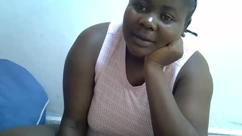 Snapshot of prettybooty1 chatting on 11, 10, 2025 prettybooty1 online show from 11, 10, 2025