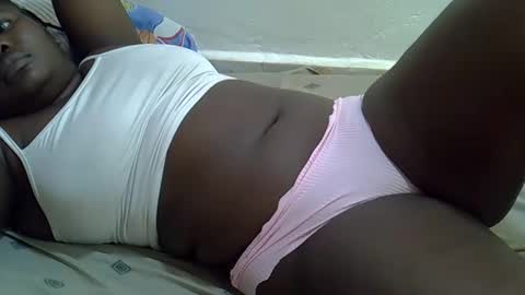 Snapshot of prettybooty1 chatting on 16, 10, 2025 prettybooty1 online show from 16, 10, 2025