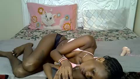 Snapshot of prettybunnny chatting on 28, 10, 2025 Bunny online show from 28, 10, 2025