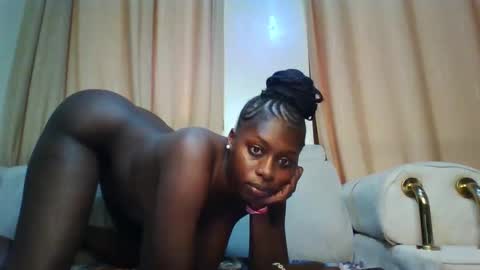 prettydulce online show from 11, 10, 2025