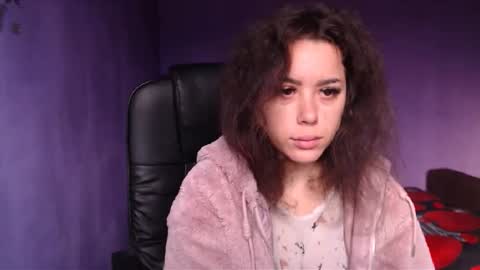 prettyjulliette online show from 20, 12, 2024