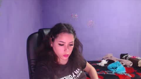 prettyjulliette online show from 20, 12, 2024