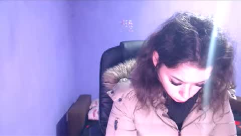 prettyjulliette online show from 28, 12, 2024