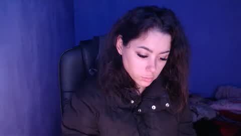 prettyjulliette online show from 31, 12, 2024