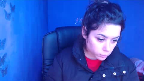 prettyjulliette online show from 5, 1, 2025