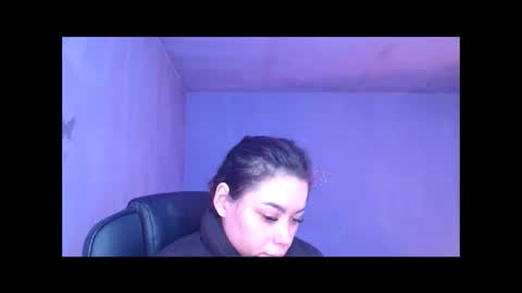 prettyjulliette online show from 16, 1, 2025