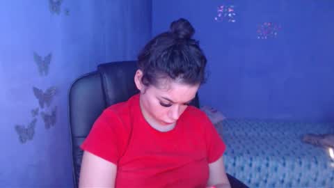 prettyjulliette online show from 14, 2, 2025