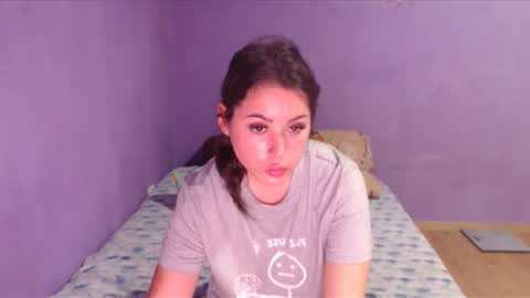prettyjulliette online show from 6, 3, 2025