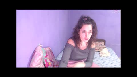 prettyjulliette online show from 9, 3, 2025