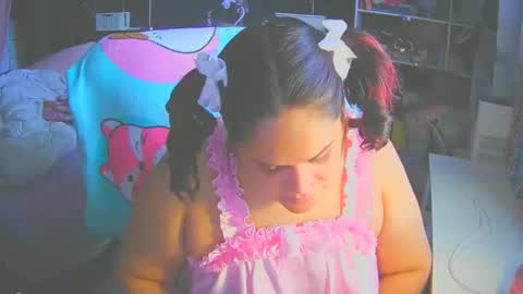 prettykittymami69 online show from 17, 12, 2025