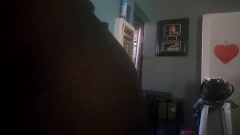 Mona Red online show from 15, 1, 2025