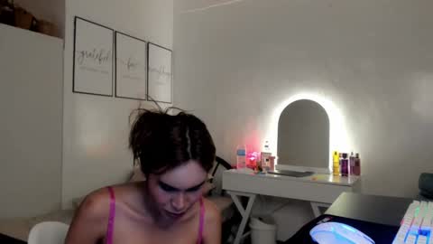 Jovill Mays online show from 6, 2, 2025
