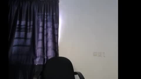 Snapshot of prettymia9 chatting on 16, 11, 2025 mia online show from 16, 11, 2025