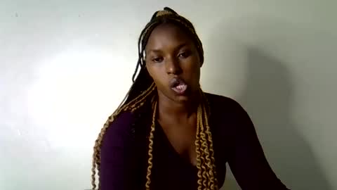 prettyshasha_ online show from 2, 10, 2025