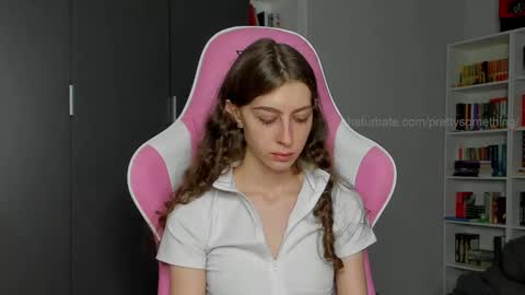Sophie  next stream will be at Monday  i will wait you guys  online show from 23, 9, 2025
