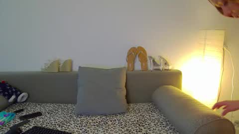 Snapshot of prettyvanessa chatting on 19, 10, 2025 prettyvanessa online show from 19, 10, 2025