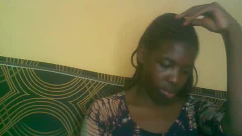 prettyzuzu online show from 27, 10, 2025