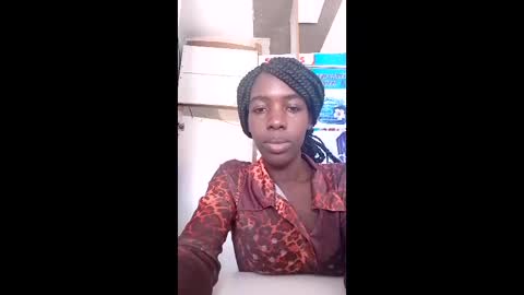 prettyzuzu online show from 2, 2, 2026