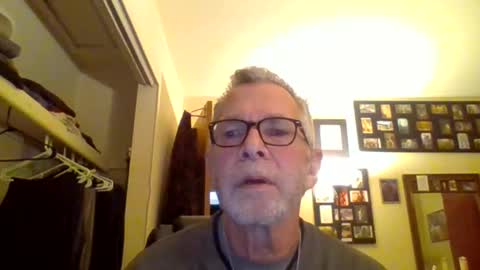 Snapshot of primalpassion chatting on 31, 12, 2024 slut4ever online show from 31, 12, 2024