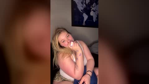 Snapshot of prin2pretty chatting on 7, 4, 2026 prin2pretty online show from 7, 4, 2026