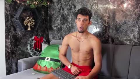 prince_arthur77 online show from 11, 11, 2025