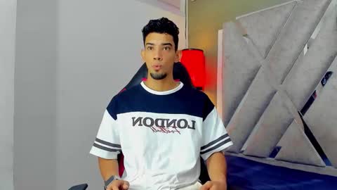 prince_arthur77 online show from 2, 12, 2025