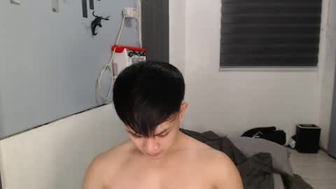 Snapshot of princeadrianx chatting on 5, 12, 2025 Prince Adrian online show from 5, 12, 2025