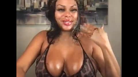 Snapshot of princess1tick chatting on 8, 4, 2026 princess1tick online show from 8, 4, 2026