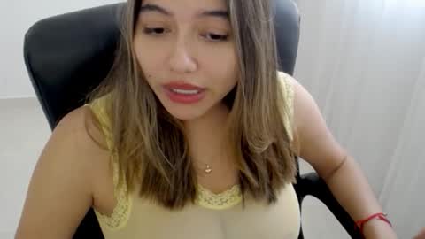 Snapshot of princess_19x chatting on 28, 2, 2026 valery dollx online show from 28, 2, 2026