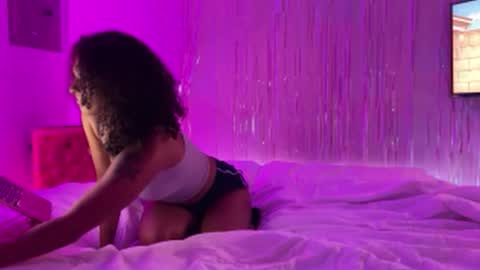 Cece  NEXT LIVESTREAM -- DEC. 4th  7 PM CST online show from 22, 9, 2025