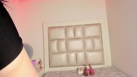 Snapshot of princess_tokyo_ chatting on 1, 12, 2025 princess_tokyo_ online show from 1, 12, 2025